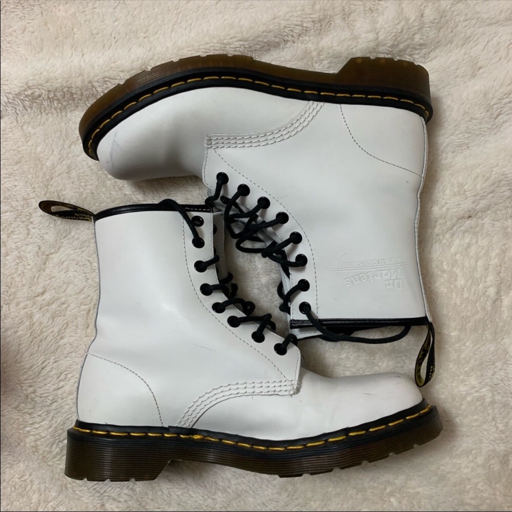 White Dr. Martens 1460, 8 eye boots size 8